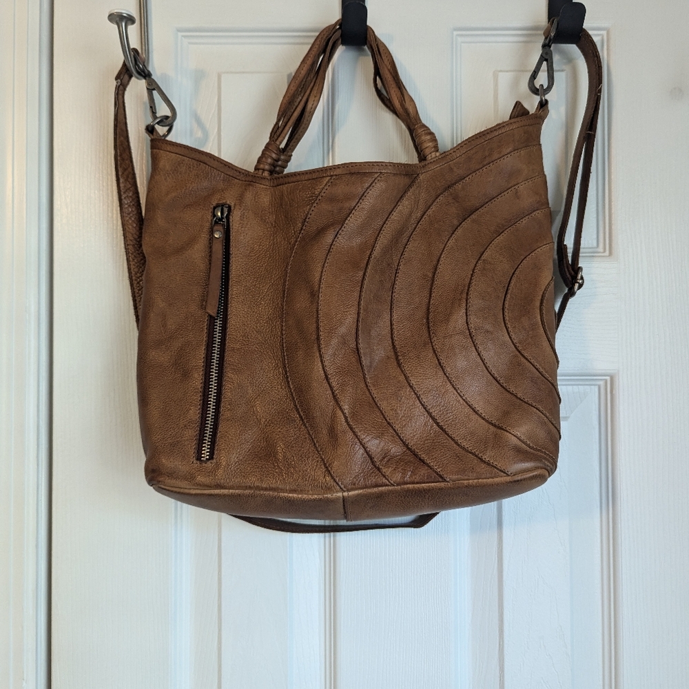 Latico Leathers Joplin Crossbody